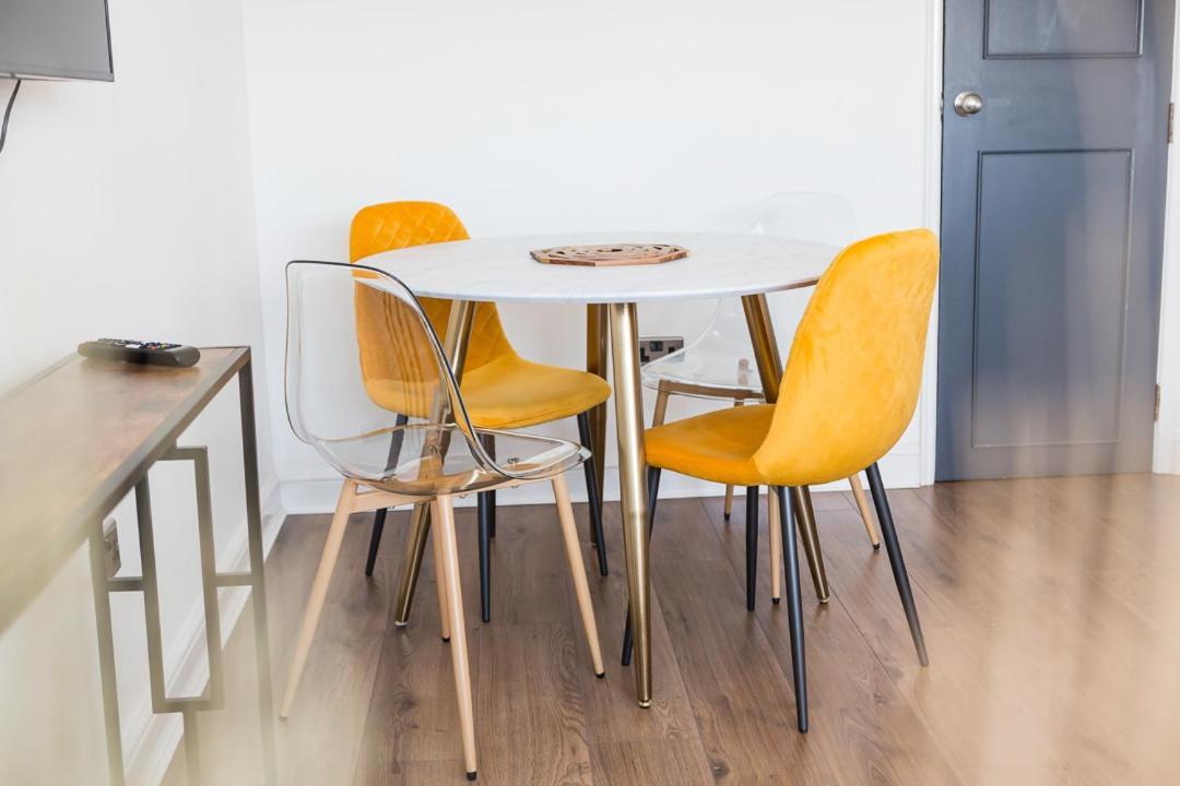 Coastline Villas - Heart Of Redcar 1 & 2 Bed New Apartments, Ideal For Contractors And Holidayers Номер фото