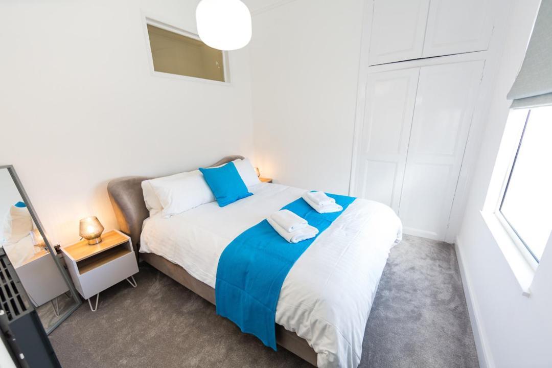 Coastline Villas - Heart Of Redcar 1 & 2 Bed New Apartments, Ideal For Contractors And Holidayers Номер фото